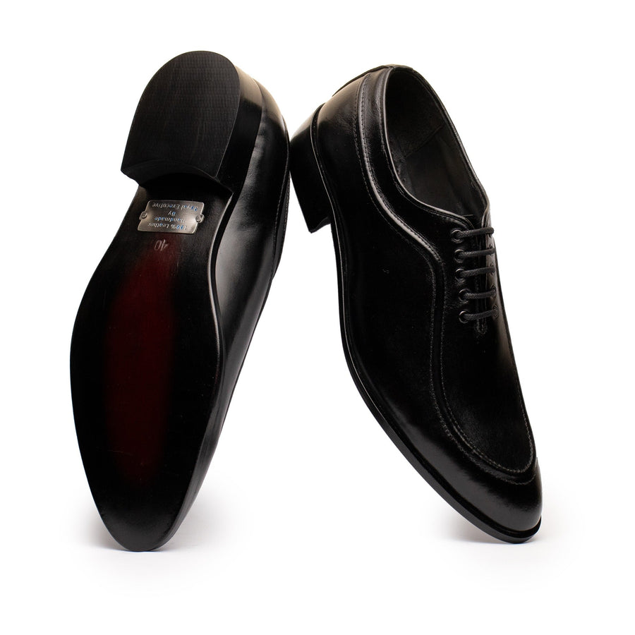 Pipping Wholecut Black - Premium Shoes from royalstepshops - Just Rs.9000! Shop now at ROYAL STEP