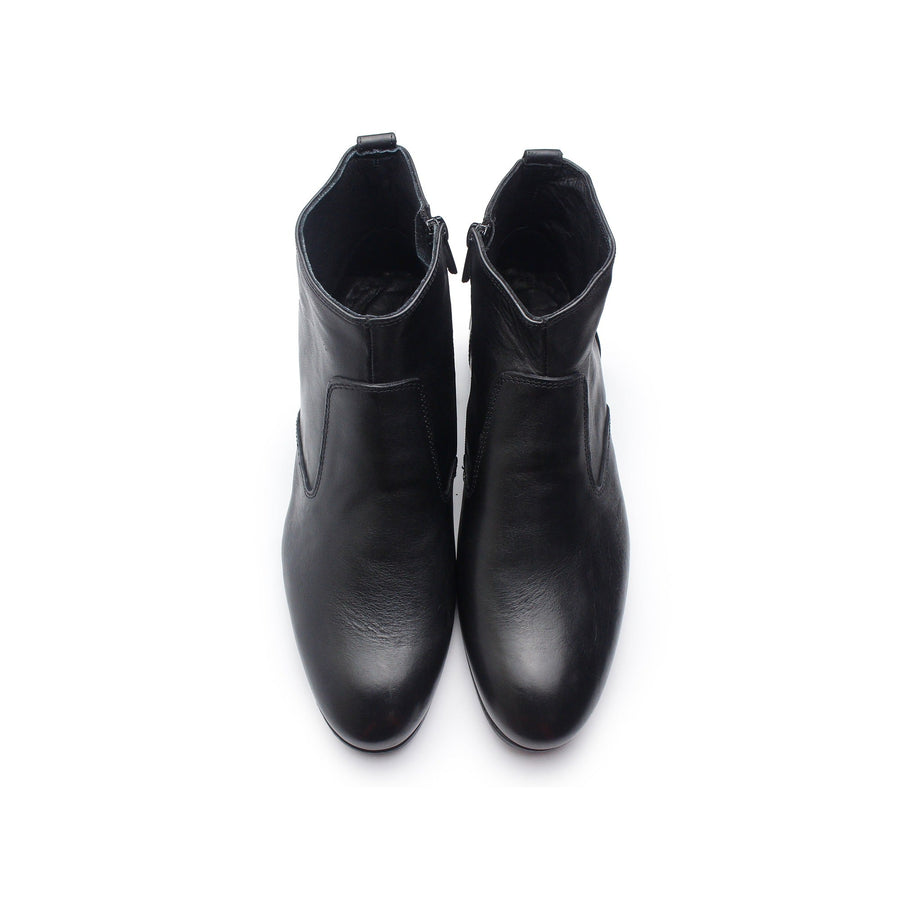 Ziper Long Shoes - Premium shoes from royalstepshops - Just Rs.10500! Shop now at ROYAL STEP